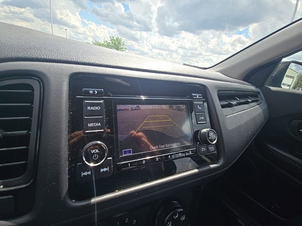 Certified 2021 Honda HR-V LX image 21