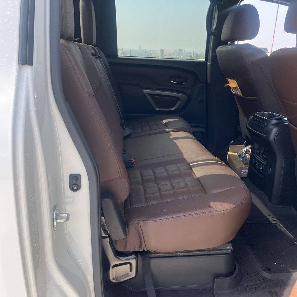 Certified 2023 Nissan Titan Platinum Reserve w/ Moonroof Package image 10