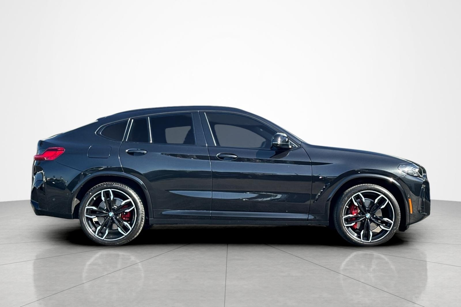 Used 2024 BMW X4 M40i w/ Premium Package AWD/4WD image 6
