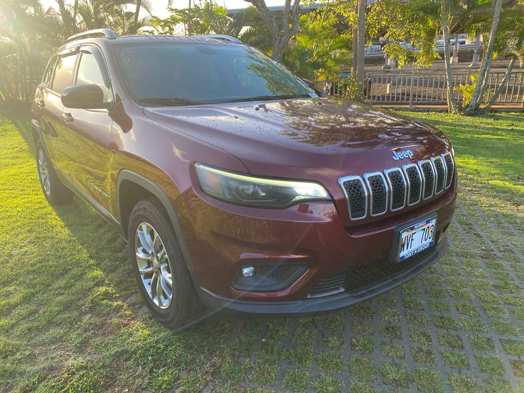Used 2019 Jeep Cherokee Latitude Plus w/ Cold Weather Group image 1