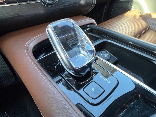 Used 2023 Volvo XC90 T8 Ultimate w/ Lounge Package AWD/4WD image 19