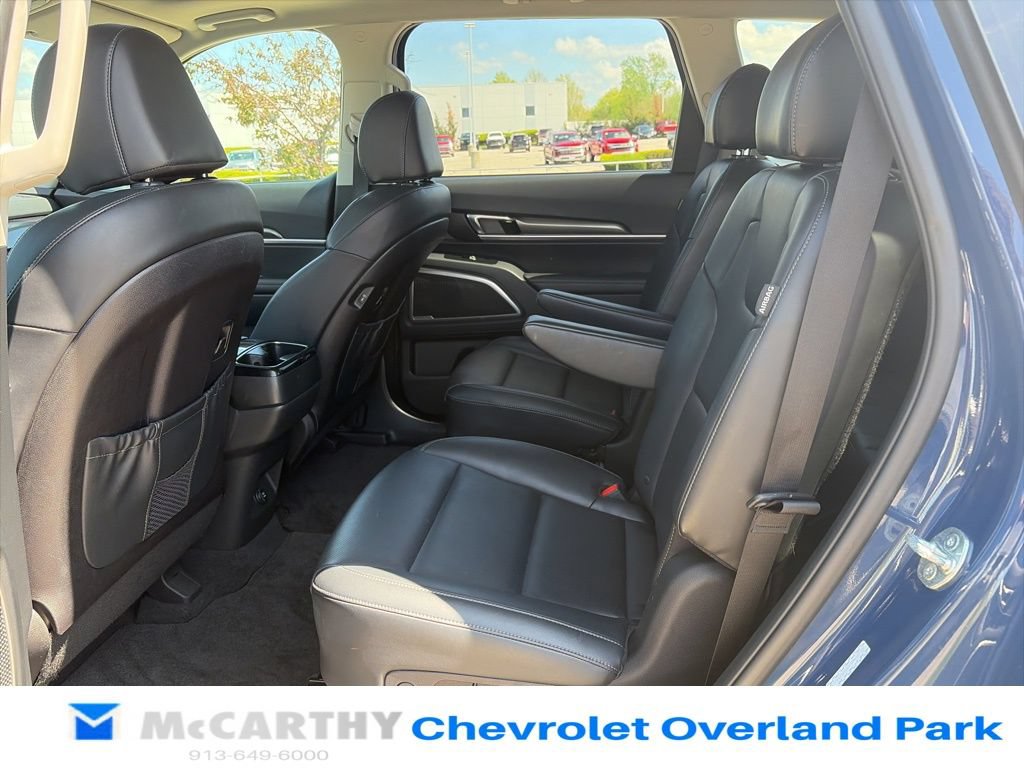 Used 2025 Kia Telluride S FWD image 41