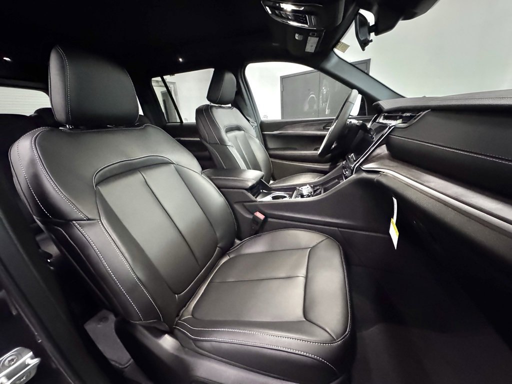 New 2025 Jeep Grand Cherokee Limited image 20