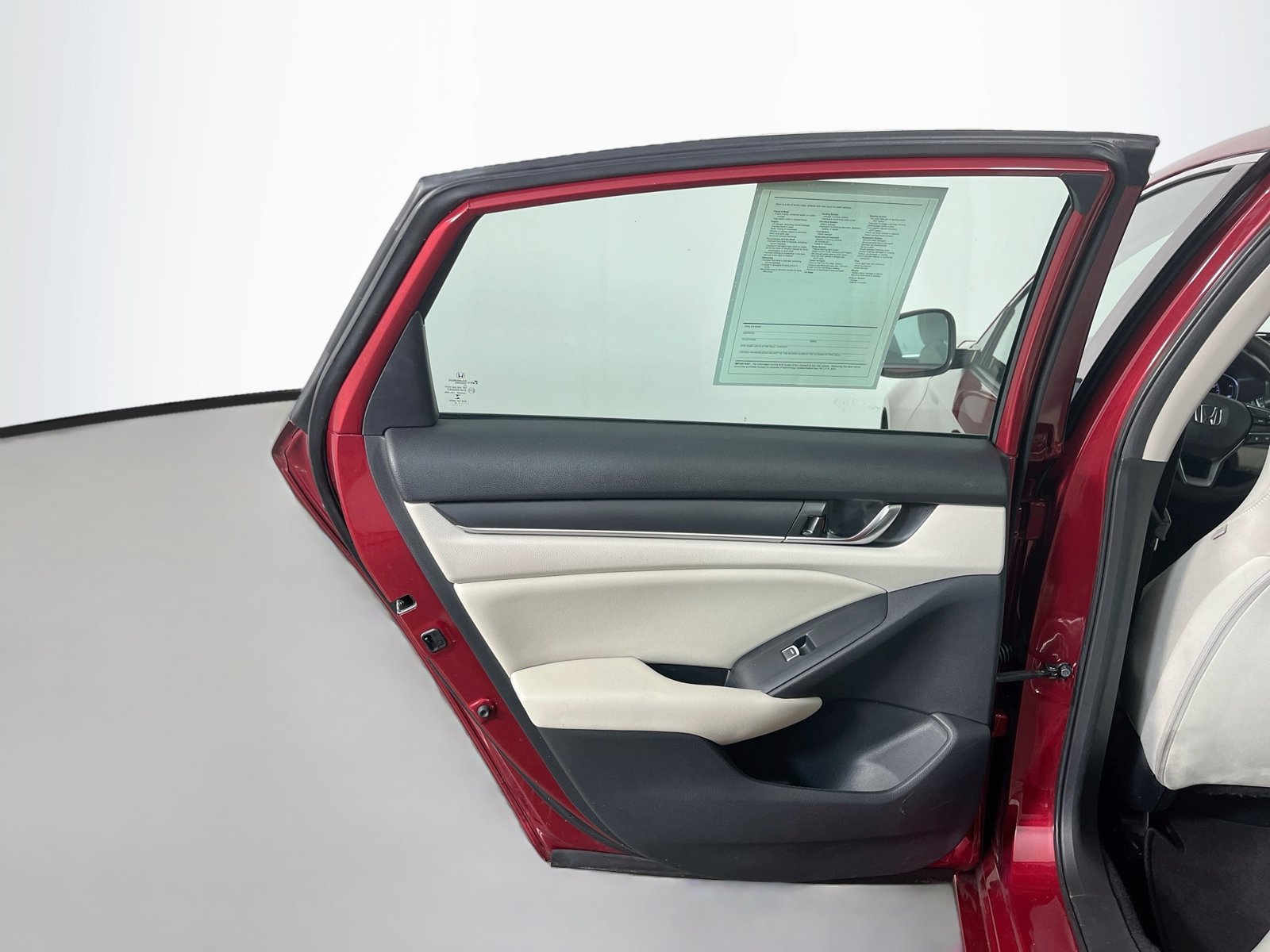 Used 2019 Honda Accord LX image 29