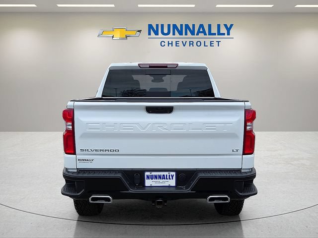 Used 2023 Chevrolet Silverado 1500 LT Trail Boss w/ Convenience Package II AWD/4WD image 4