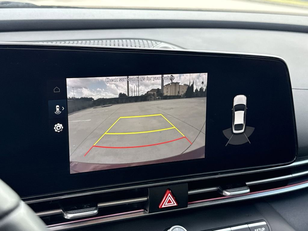 Used 2023 Hyundai Elantra Limited FWD image 24