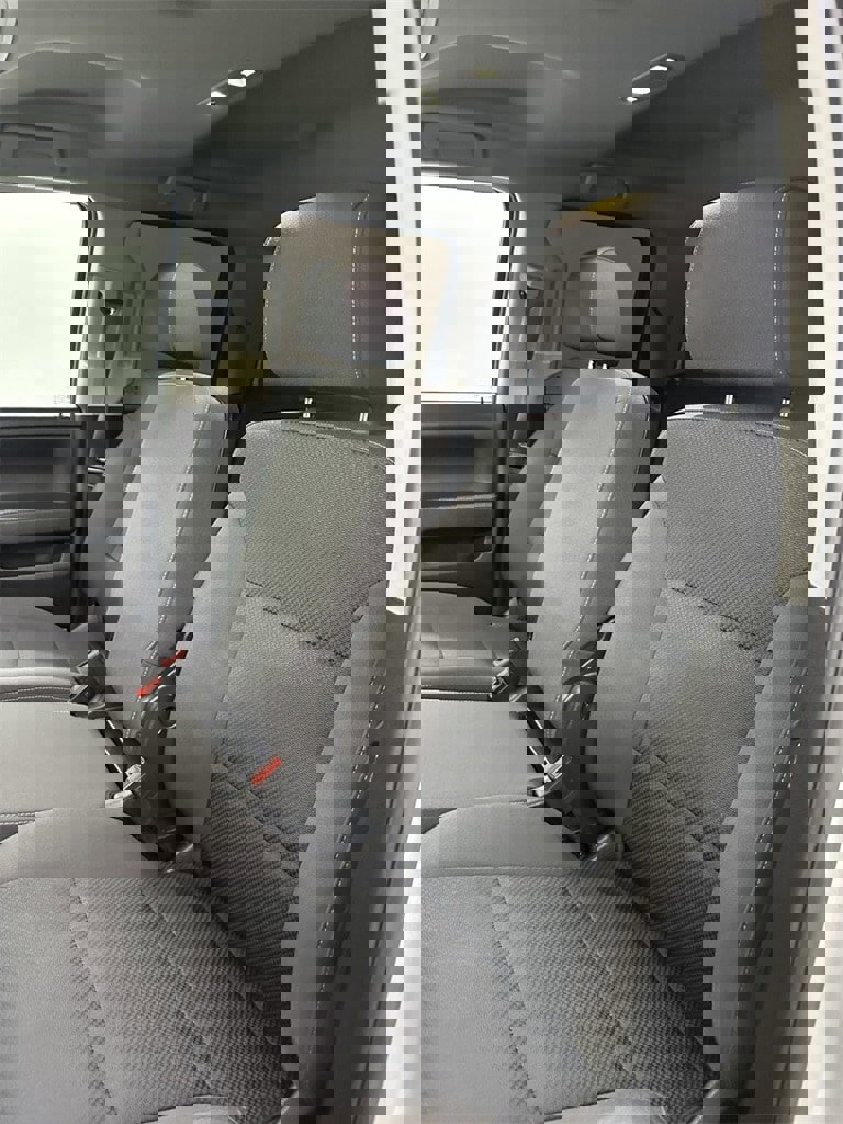 Used 2018 Chevrolet Silverado 1500 LT w/ All Star Edition image 12