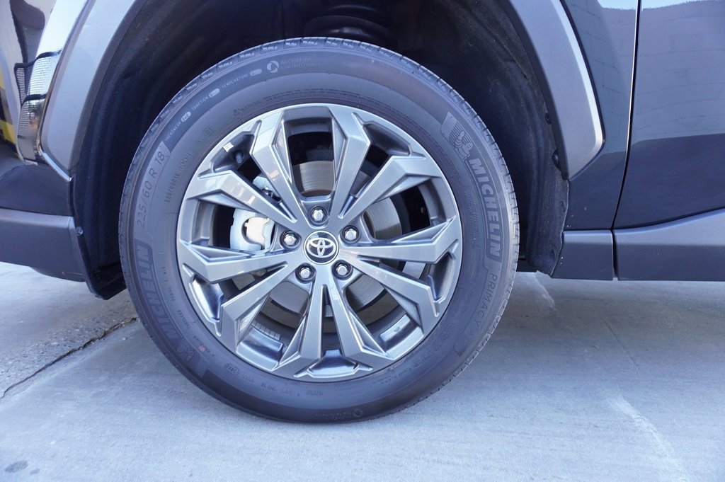 Certified 2022 Toyota RAV4 XLE Premium image 24