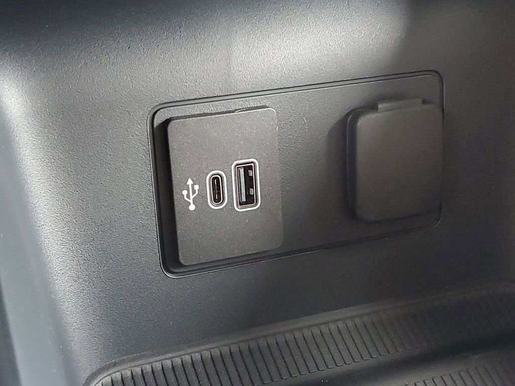 New 2026 Ford Explorer Active image 19