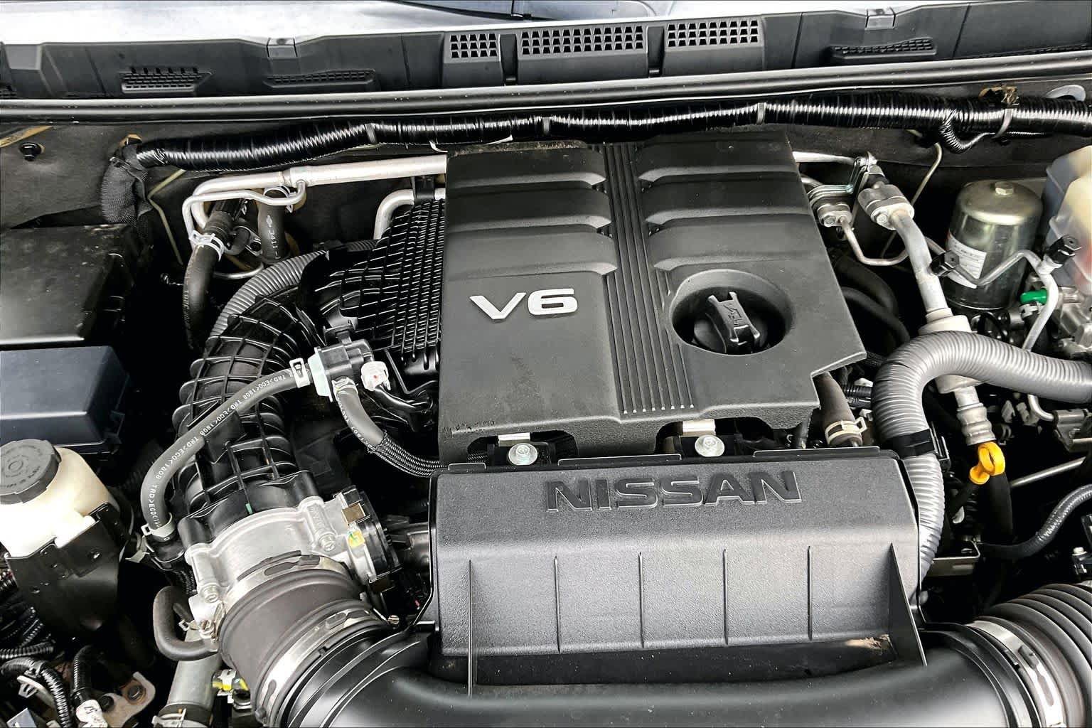Certified 2022 Nissan Frontier SV RWD image 32