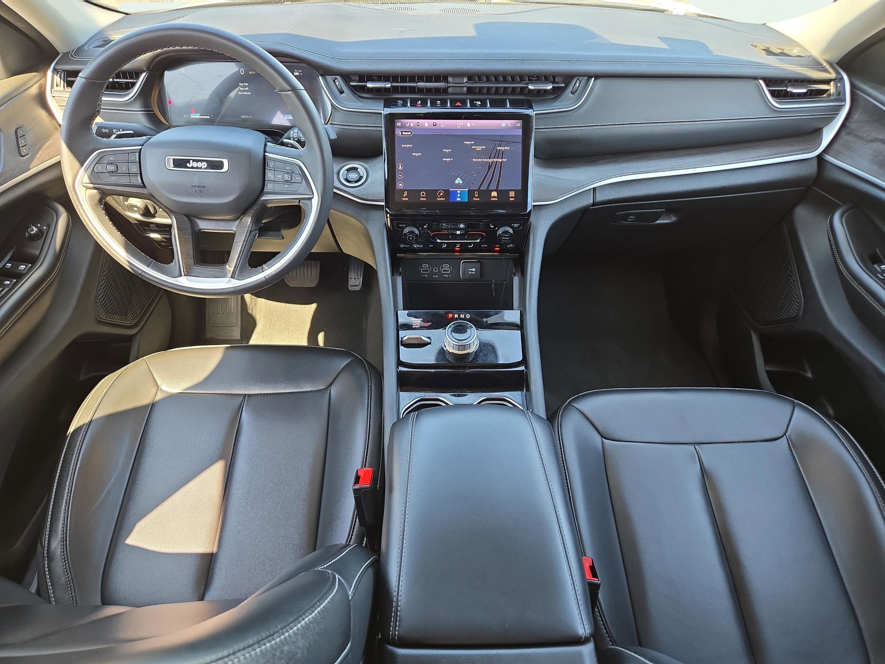 Used 2023 Jeep Grand Cherokee L Limited image 19