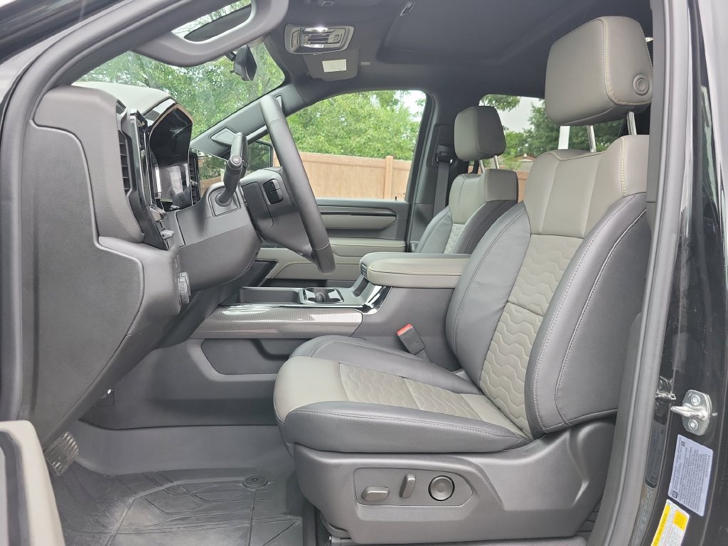 Used 2026 Chevrolet Silverado 2500 ZR2 w/ LPO, Dark Essentials Package AWD/4WD image 20