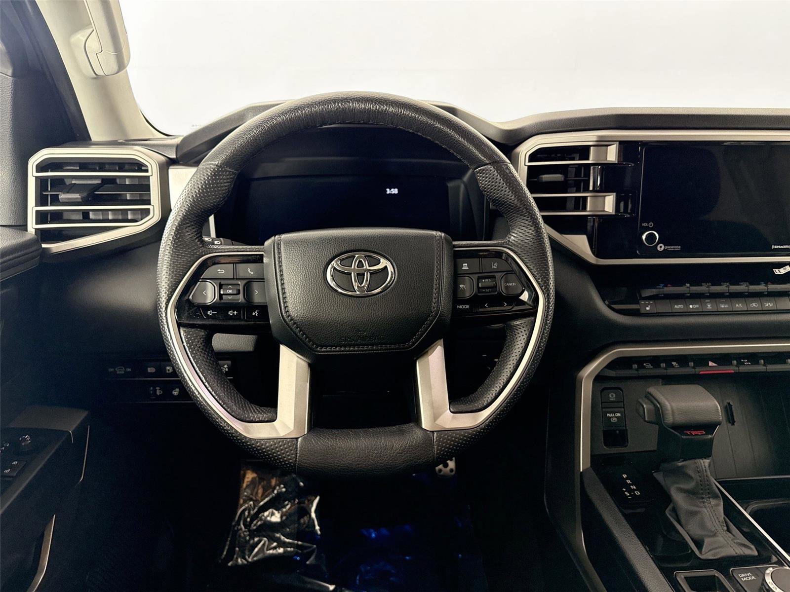 Certified 2024 Toyota Sequoia SR5 image 33