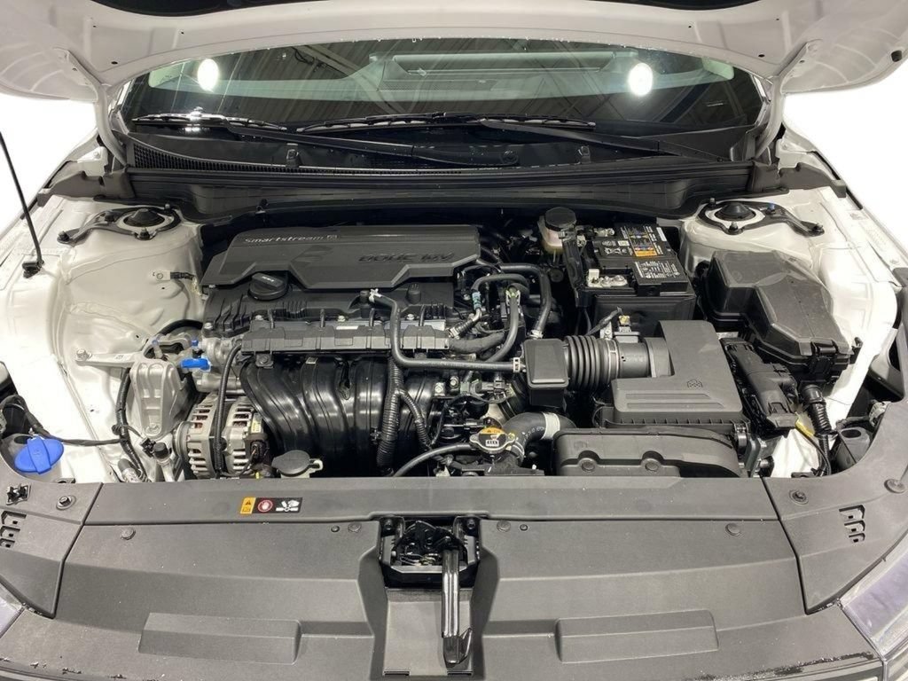 New 2026 Kia K4 FWD image 17