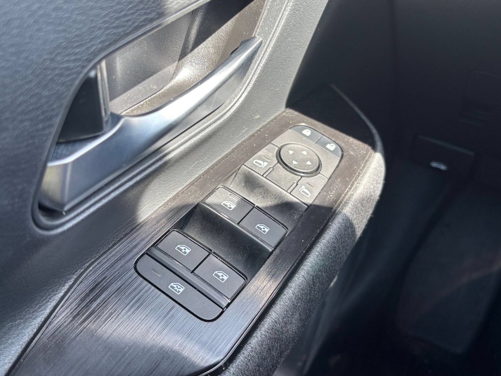 Used 2026 Nissan Kicks SV w/ Cold Weather Package AWD/4WD image 15