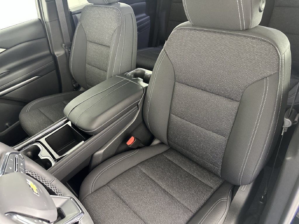 New 2027 Chevrolet Traverse LT AWD/4WD image 20