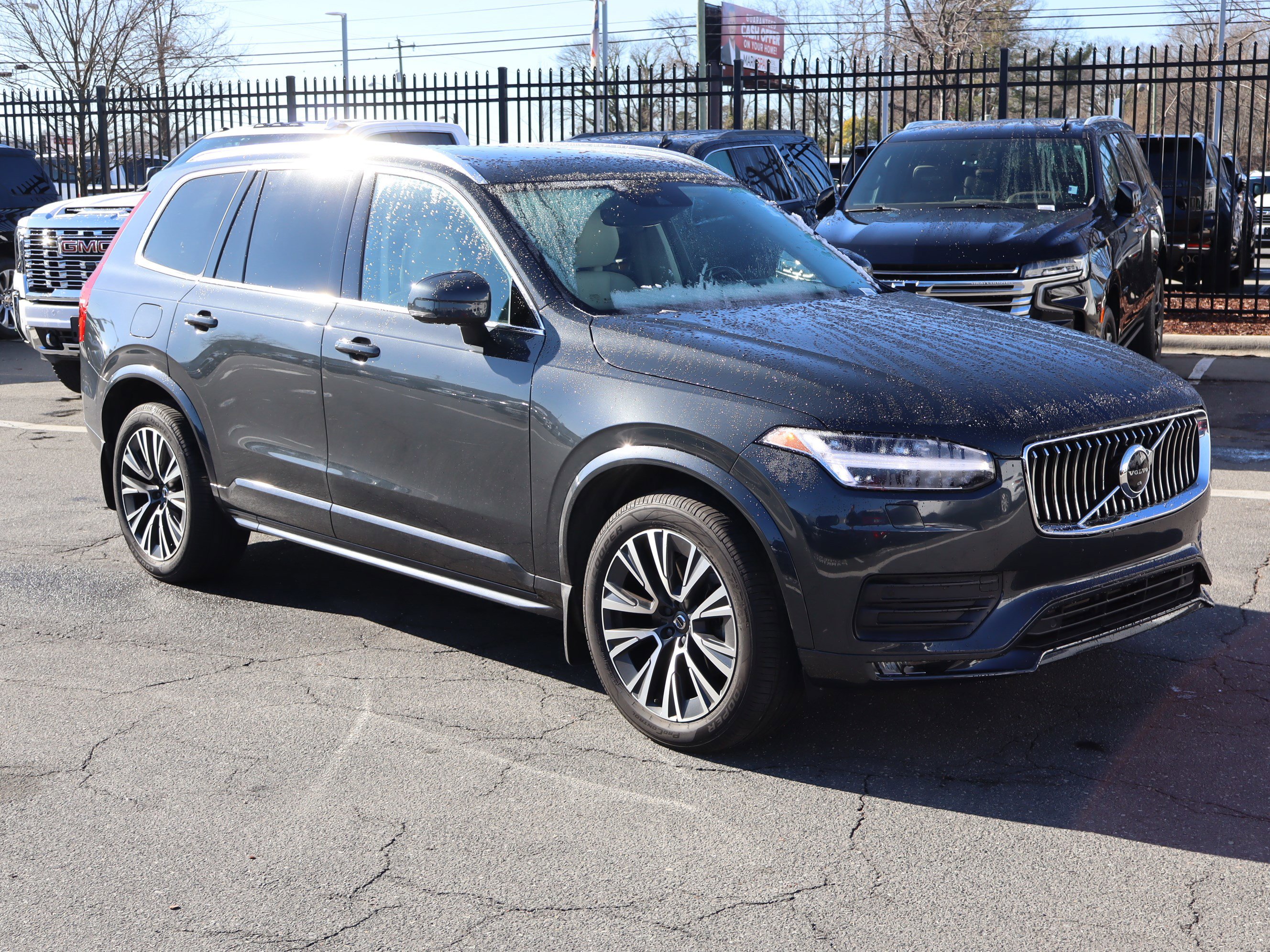 Used 2021 Volvo XC90 T5 Momentum w/ Advanced Package image 13