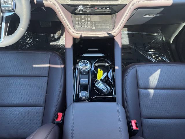 Used 2025 Ford Explorer Platinum image 5