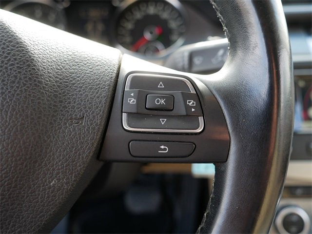 Used 2013 Volkswagen CC Lux image 26