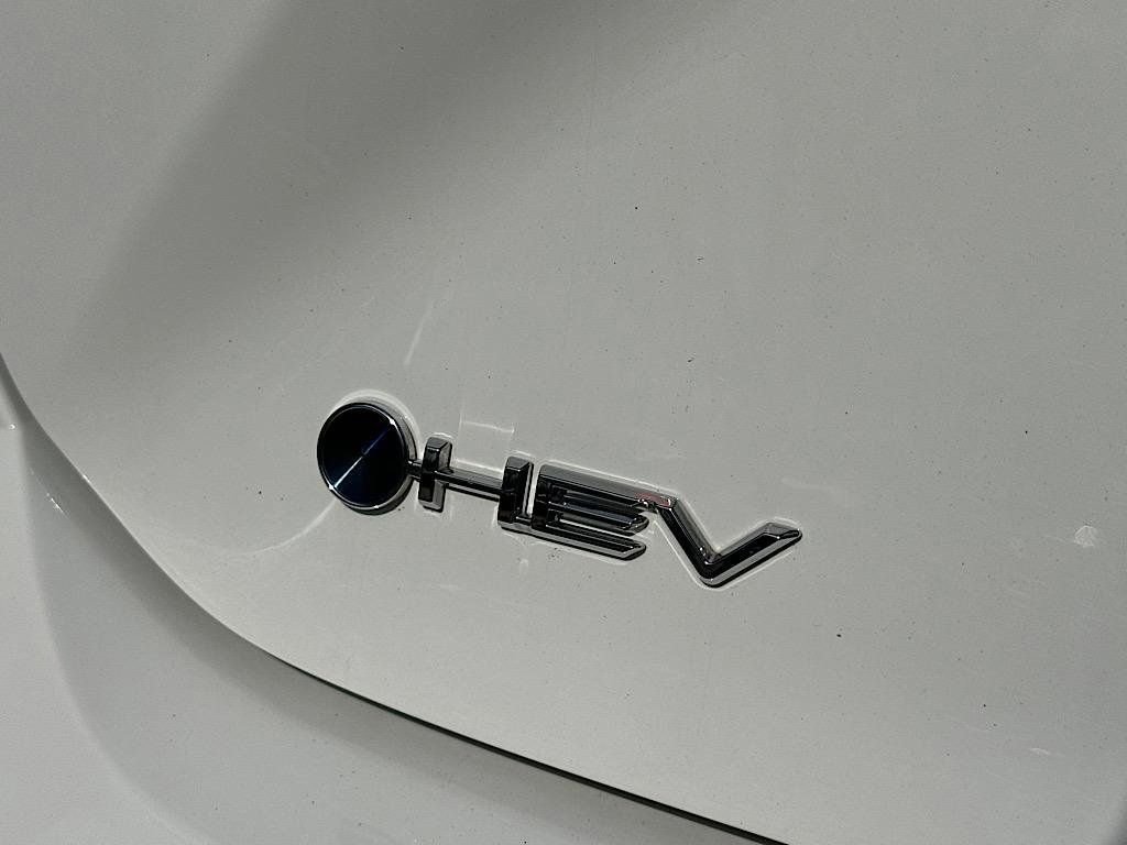 Certified 2025 Toyota Camry LE image 13
