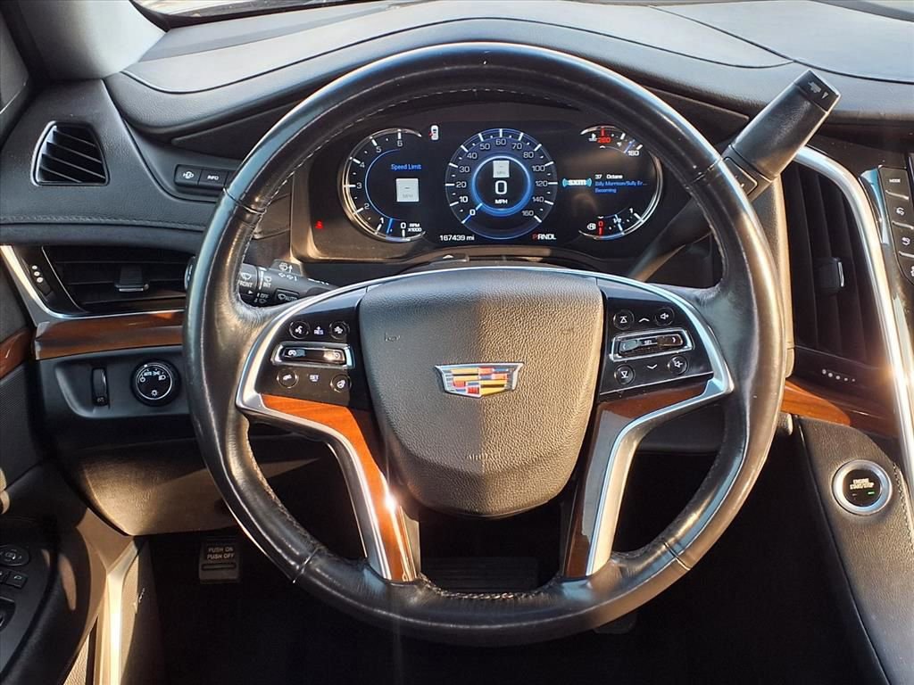 Used 2018 Cadillac Escalade Luxury RWD image 13