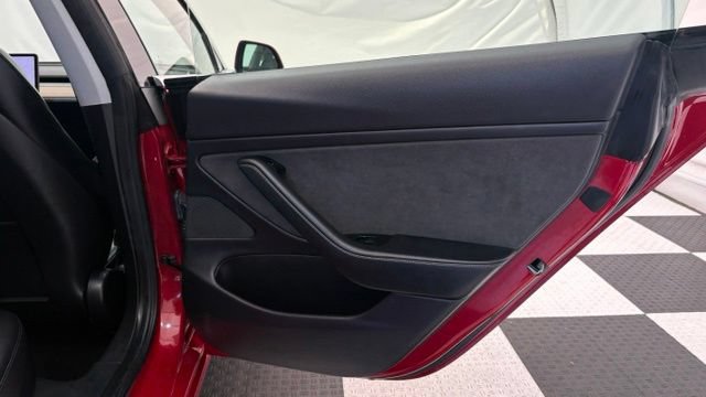 Used 2019 Tesla Model 3 Long Range RWD image 24