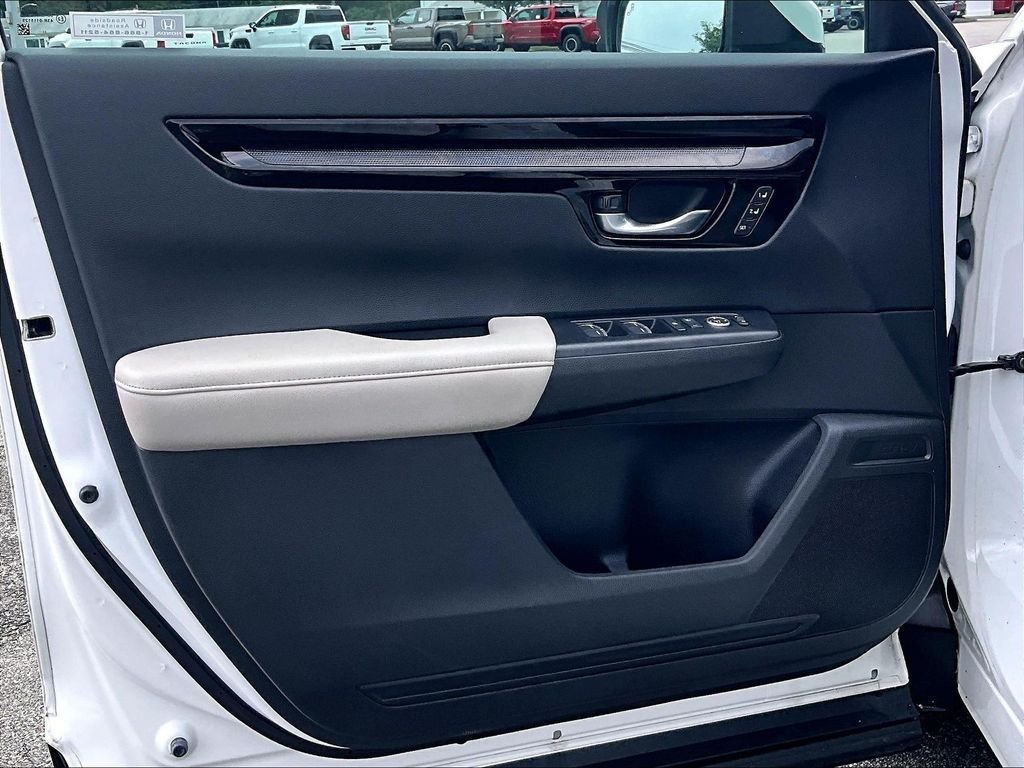Used 2024 Honda CR-V EX-L image 9