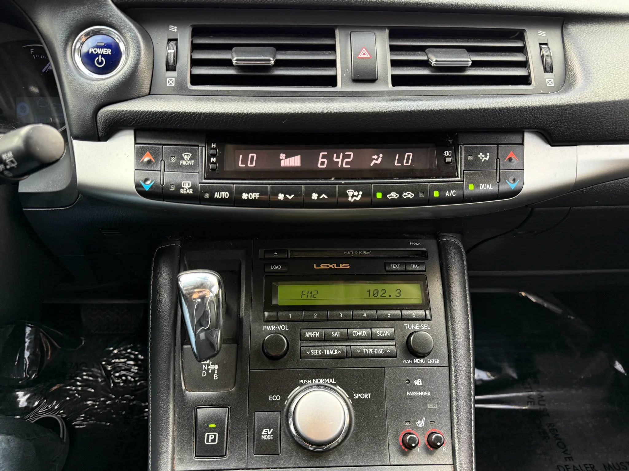 Used 2013 Lexus CT 200h w/ Premium Pkg w/Backup Camera FWD image 27
