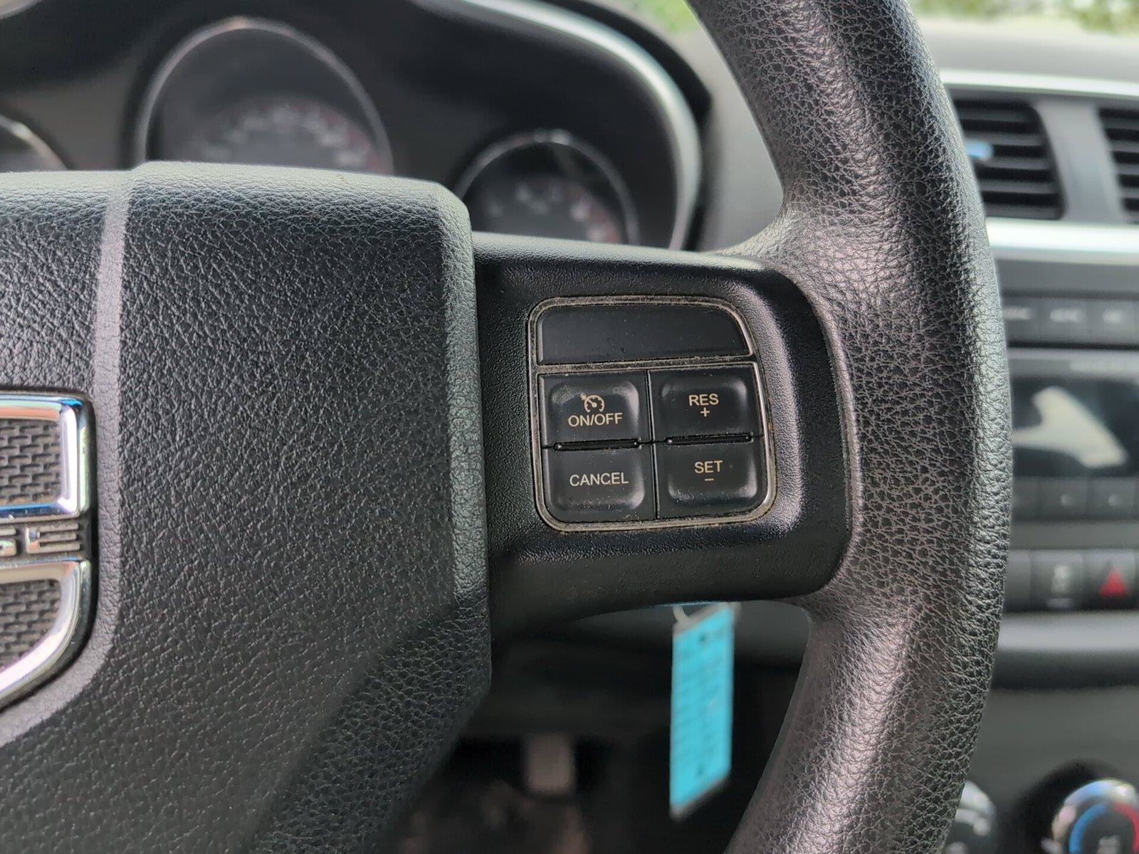 Used 2012 Dodge Avenger SE FWD image 24