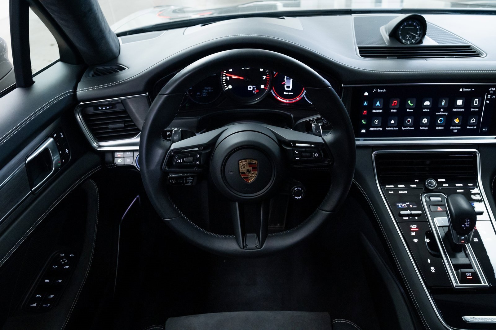 Used 2023 Porsche Panamera GTS image 12