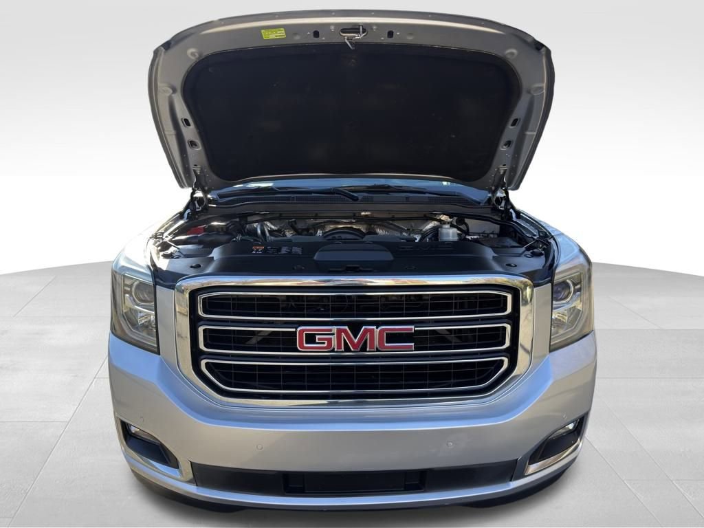 Used 2016 GMC Yukon XL SLT w/ HD Trailering Package image 32