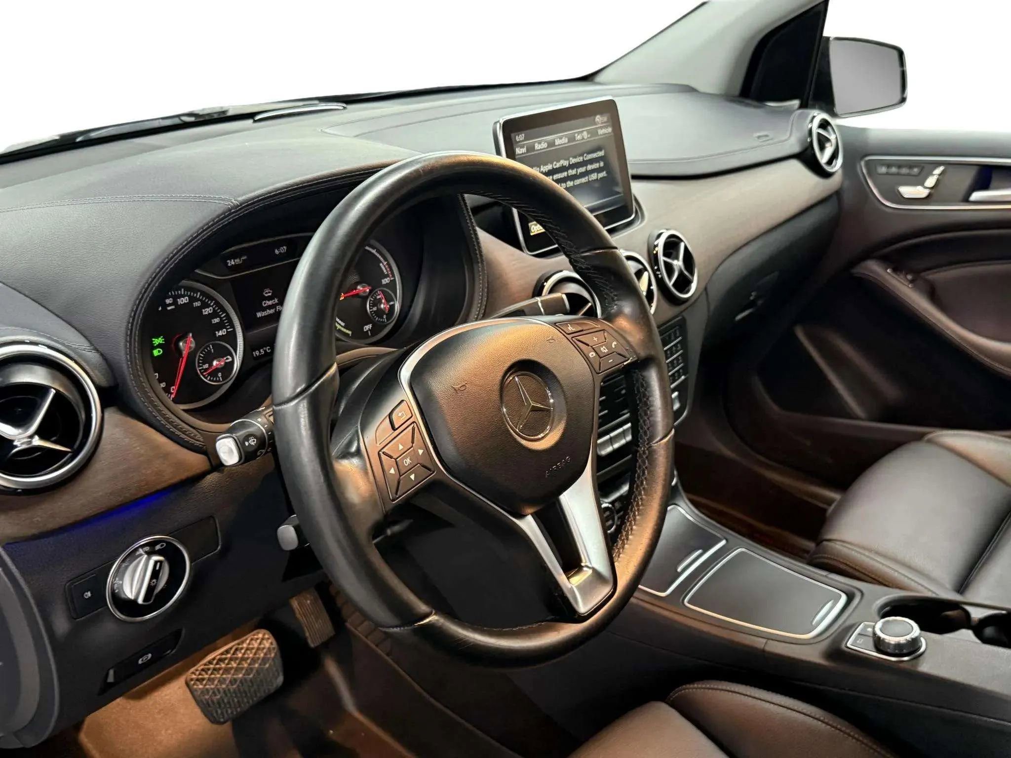 Used 2016 Mercedes-Benz B 250e image 16