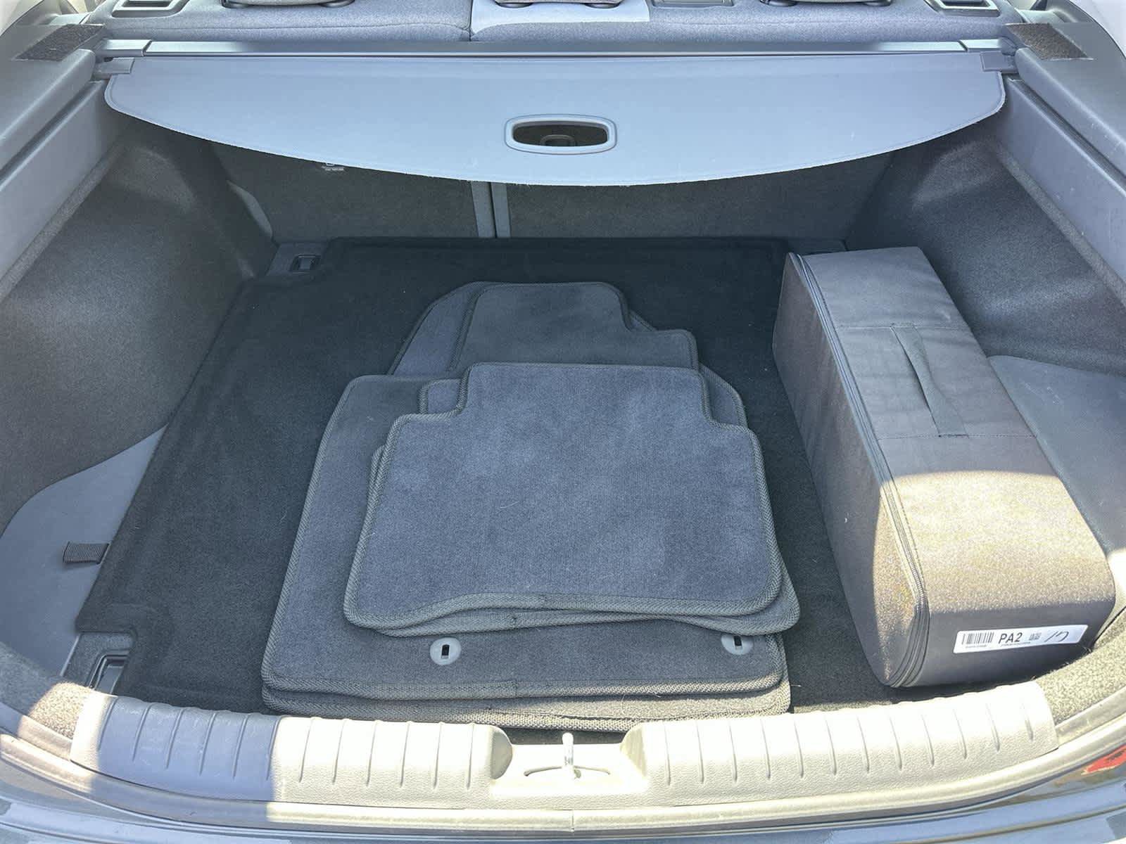 Used 2022 Hyundai Ioniq SE image 19
