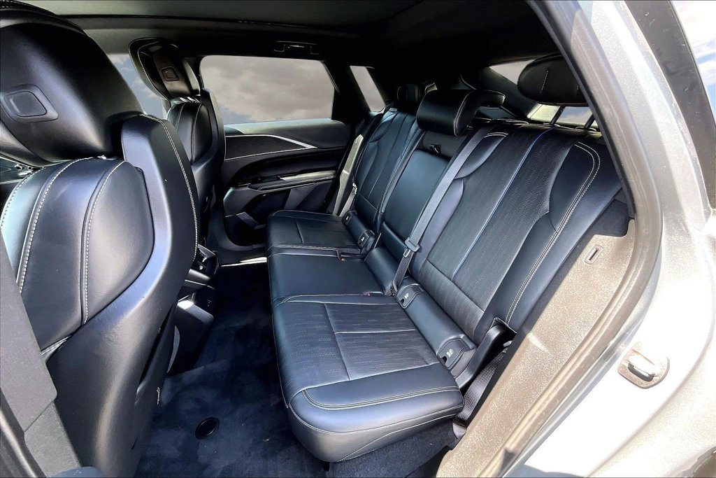 Certified 2024 Cadillac Lyriq Luxury w/ LPO, Floor Liner Package AWD/4WD image 22