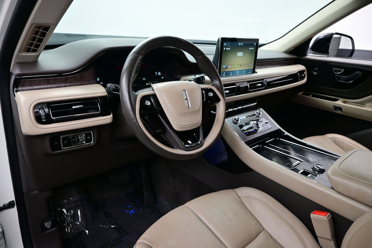 Used 2023 Lincoln Aviator Reserve w/ Jet Package AWD/4WD image 13