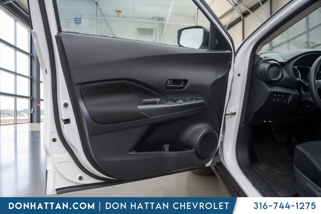 Used 2024 Nissan Kicks S FWD image 12
