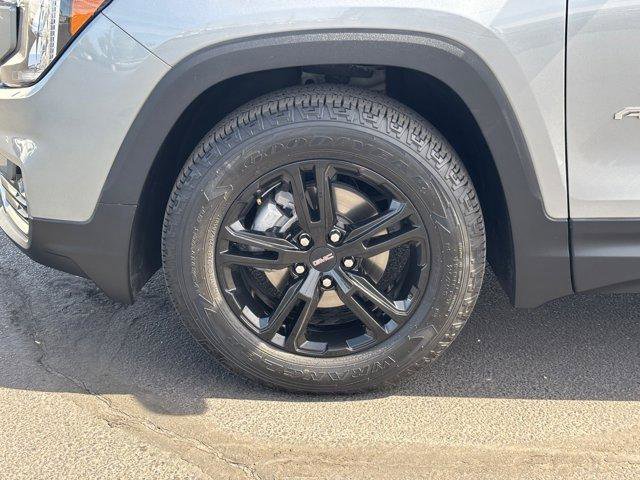 Used 2024 GMC Terrain AT4 w/ Tech Package image 10