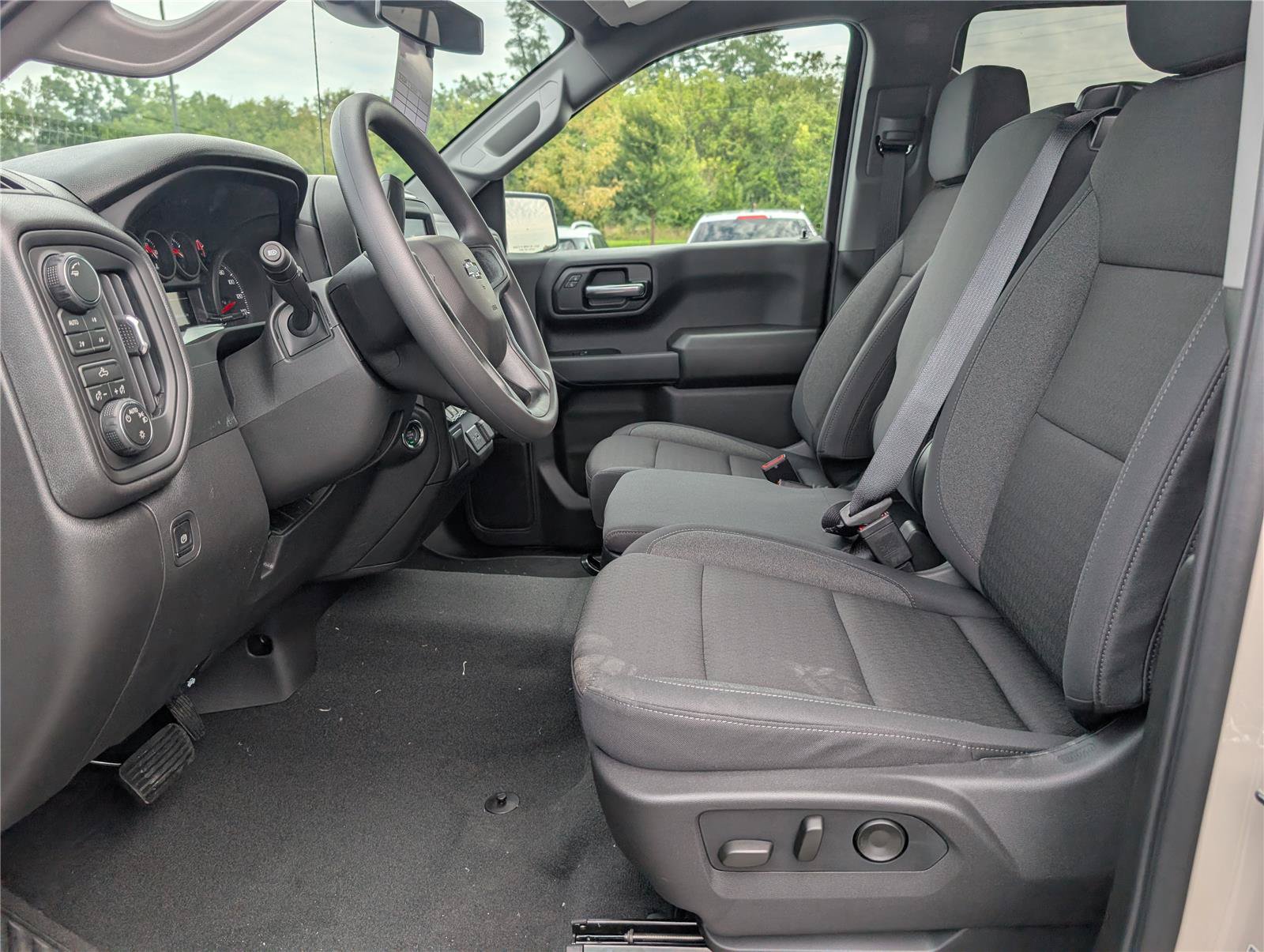 New 2026 Chevrolet Silverado 1500 Custom Trail Boss AWD/4WD image 13