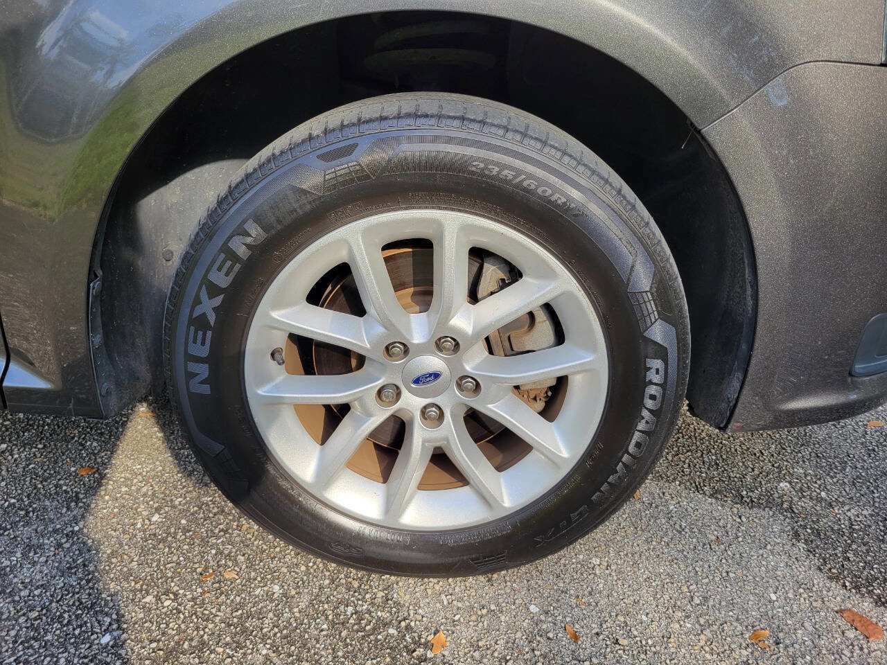 Used 2019 Ford Flex SE image 15