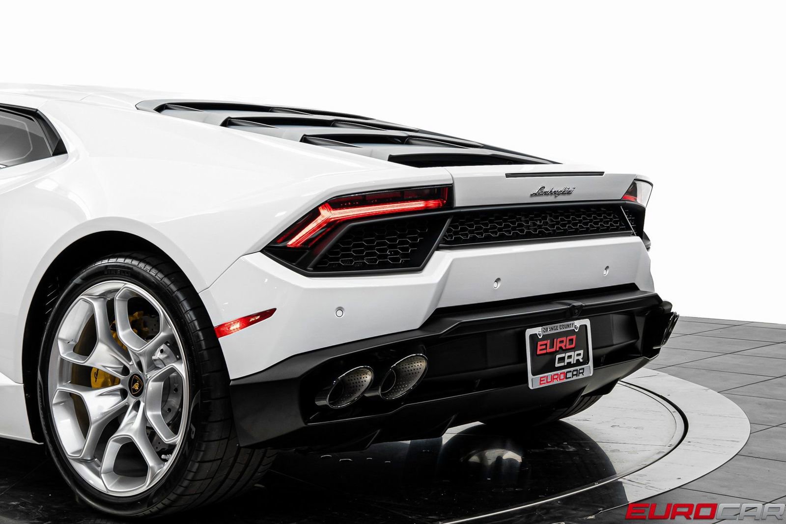Used 2018 Lamborghini Huracan LP 580-2 image 16