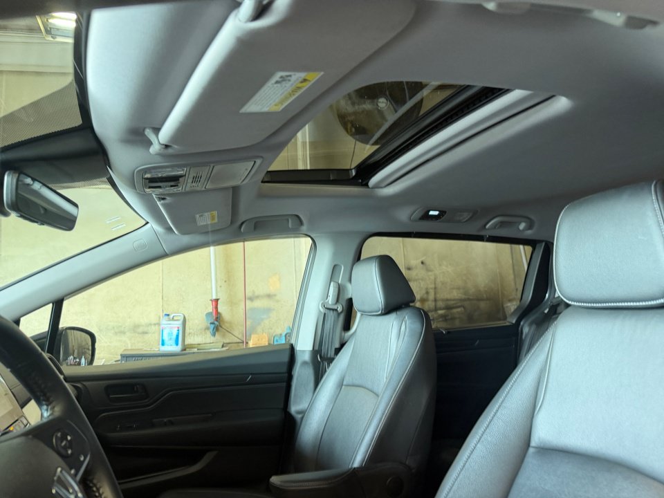 Used 2023 Honda Odyssey EX-L image 25