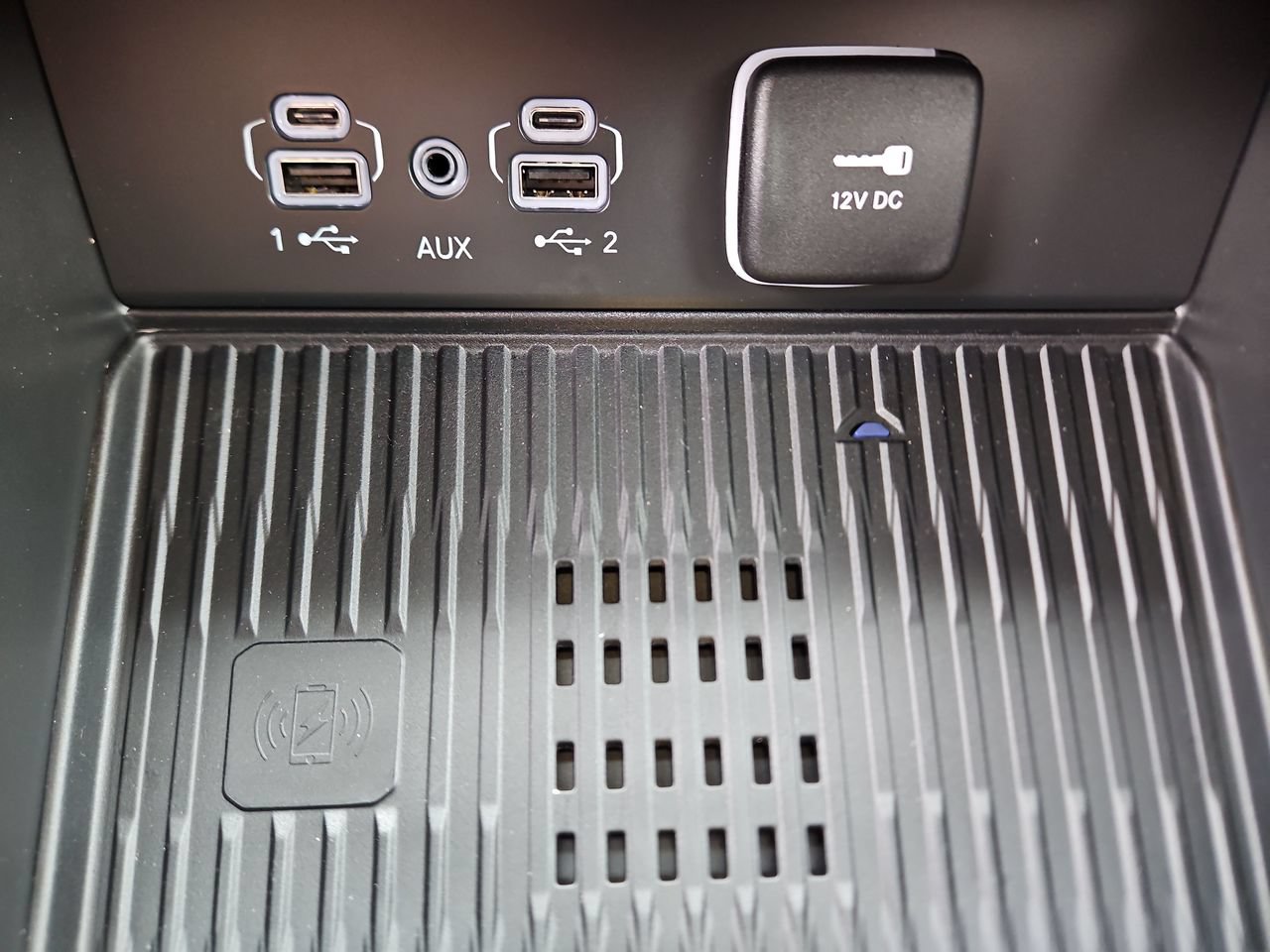 New 2026 Jeep Grand Cherokee Altitude AWD/4WD image 25