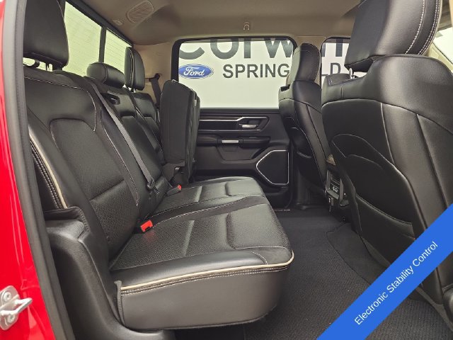 Used 2019 RAM 1500 Laramie AWD/4WD image 13