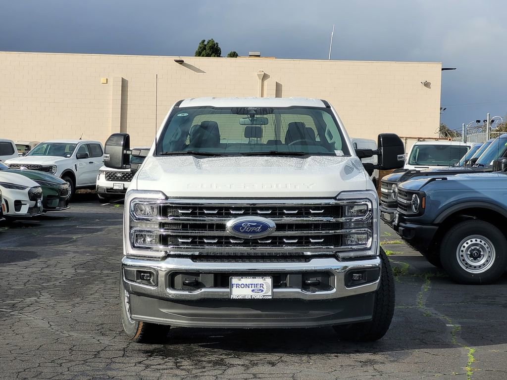 New 2026 Ford F350 Lariat w/ FX4 Off-Road Package image 24