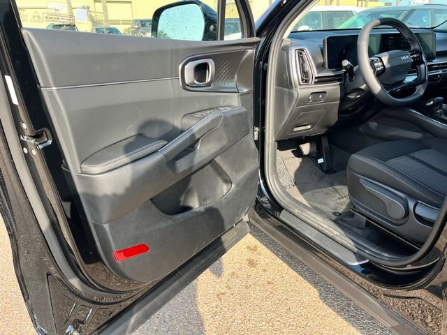 New 2026 Kia Sorento LX FWD image 14