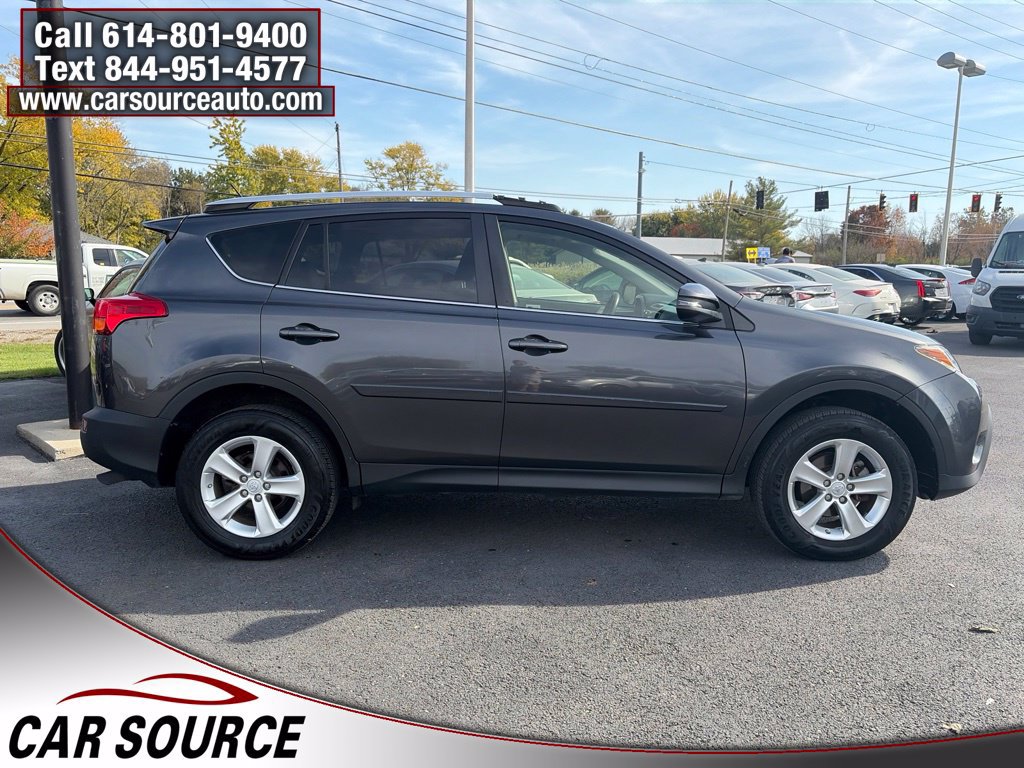Used 2014 Toyota RAV4 XLE AWD/4WD image 4