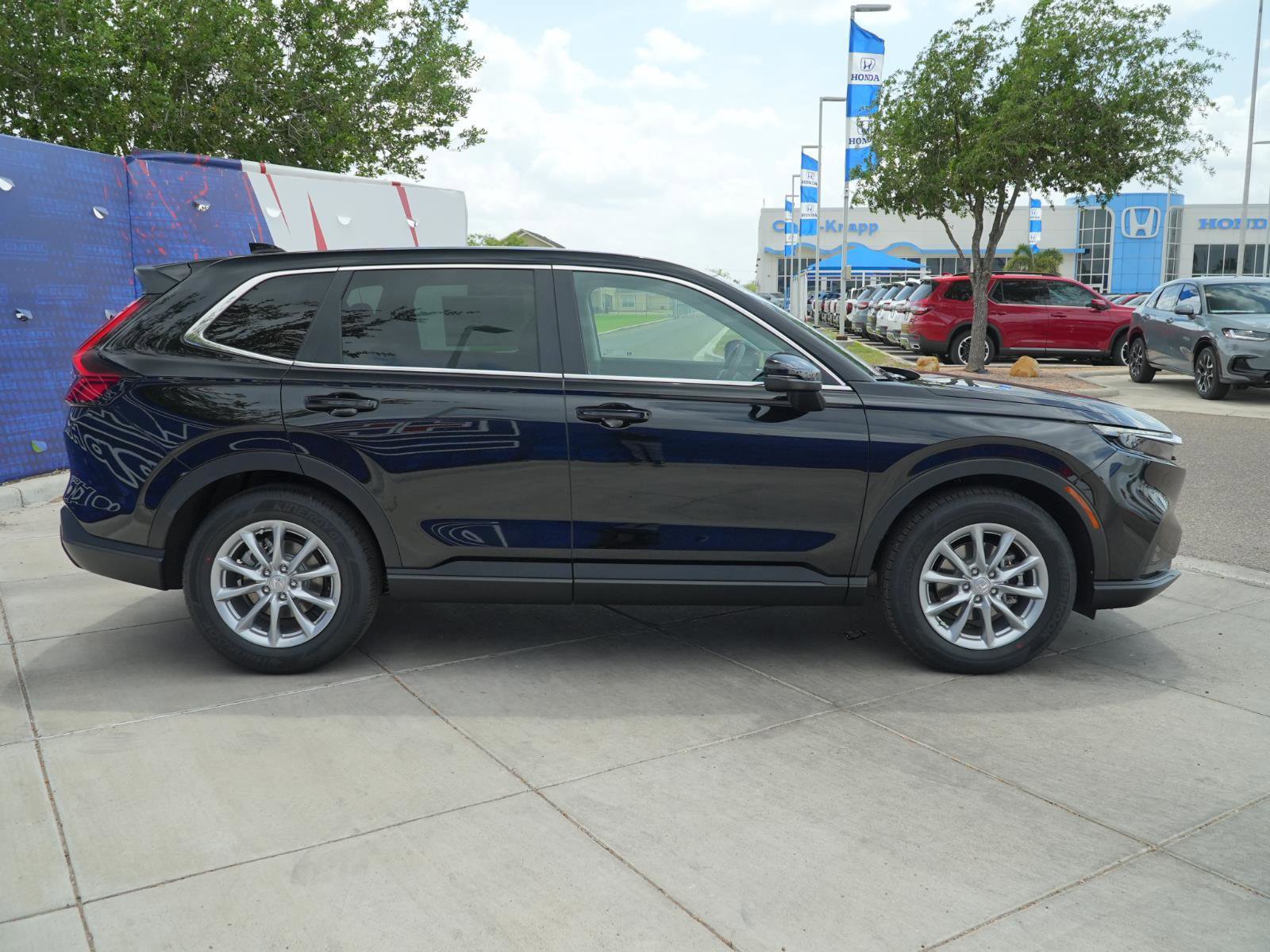 New 2026 Honda CR-V EX image 4
