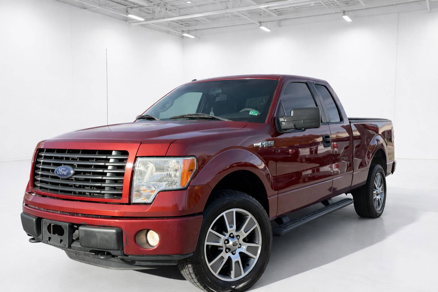 Used 2014 Ford F150 STX w/ Equipment Group 201A Mid AWD/4WD image 1