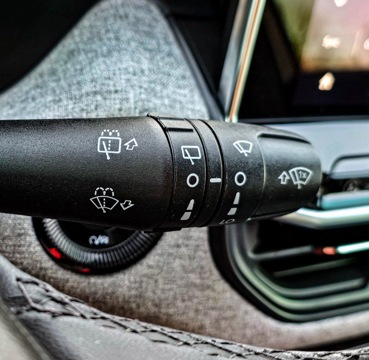 Used 2023 Jeep Compass Latitude w/ Convenience Group image 26