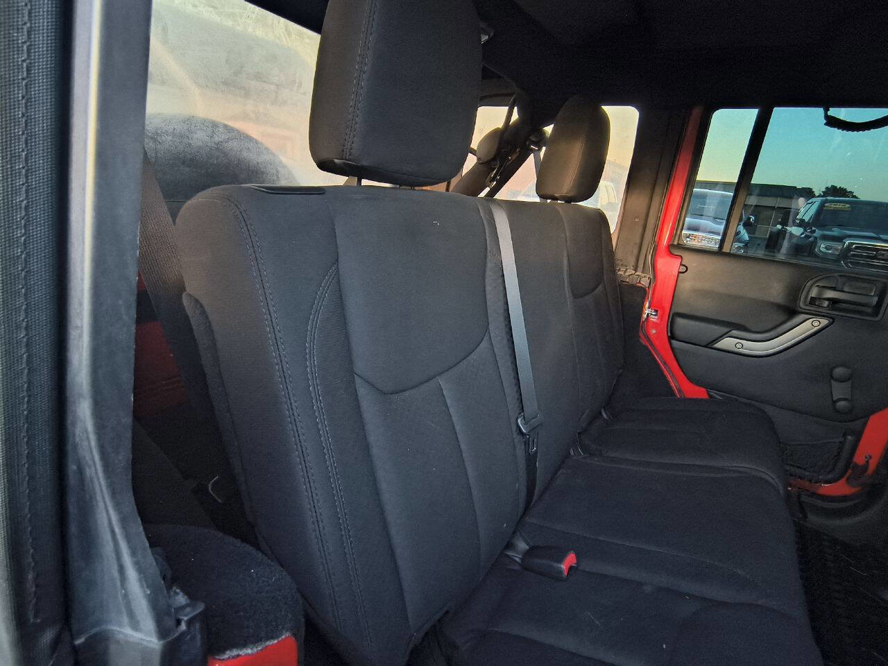 Used 2015 Jeep Wrangler Unlimited Sport image 23